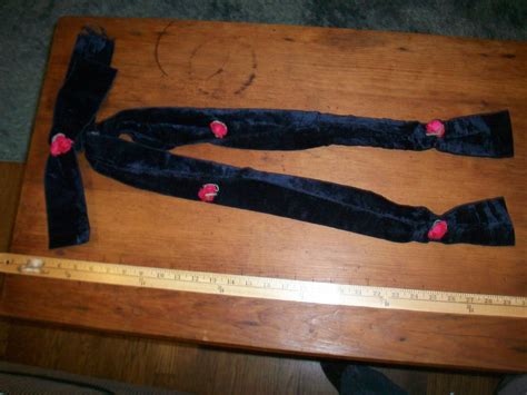 Antique Ribbon Bow Navy Blue With Red Roses - Etsy