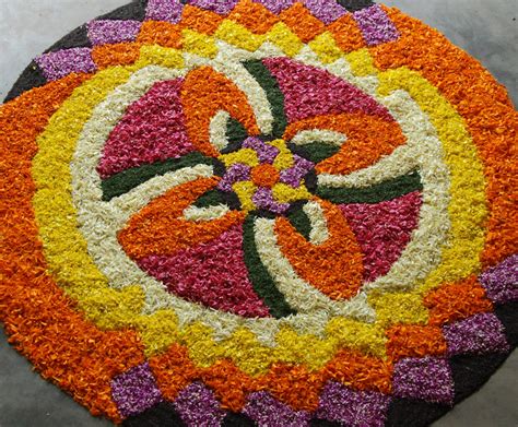 Worlds Largest collection of Pookalams (Flower Carpet): Complicated Pookalam Designs