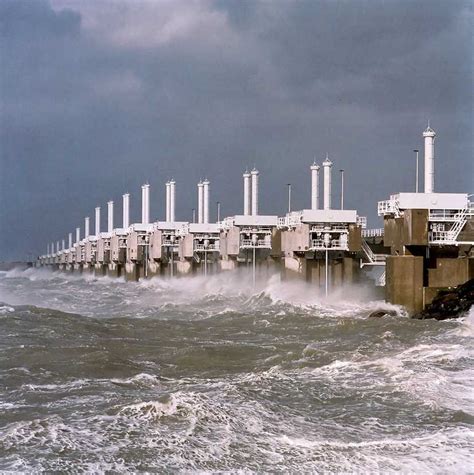 Oosterscheldekering - Wikiwand