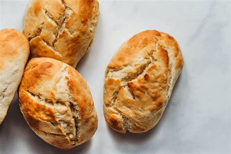 Spanish Sweet Milk Bread (Pan de Leche) Recipe