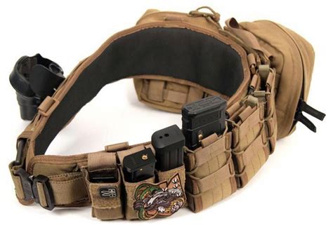 Ideas on setting up a battle belt. | Battle belt, Combat gear, War belt