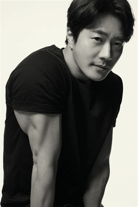 Kwon Sang Woo Officially Joins New Drama Starring Kang Ha Neul and Ha ...