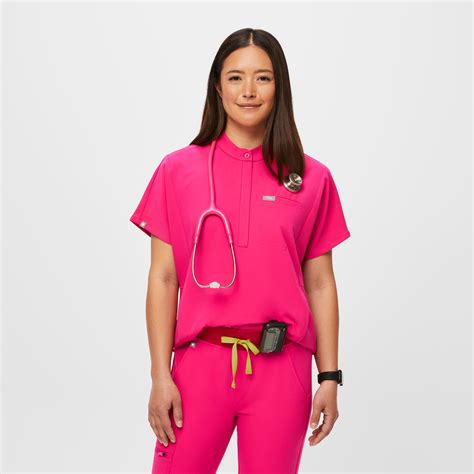 Women's Montex Classic Scrub Top - Shocking Pink · FIGS