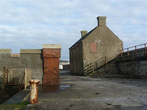 Harbour Master's House - Saltcoats... © Raibeart MacAoidh :: Geograph Britain and Ireland