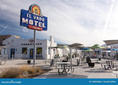 El Vado Motel on Historic Route 66, Albuquerque, NM Editorial Photo - Image of blue, route66 ...