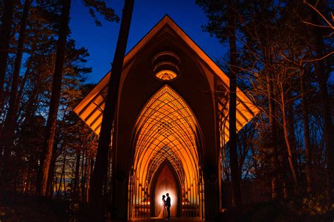 Glass Chapels in Arkansas - Beautiful Wedding Chapels in Arkansas