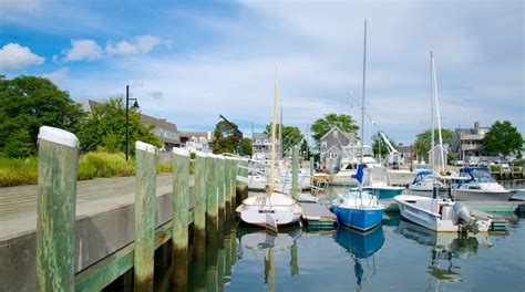 Visit Hyannis: 2023 Travel Guide for Hyannis, Massachusetts | Expedia