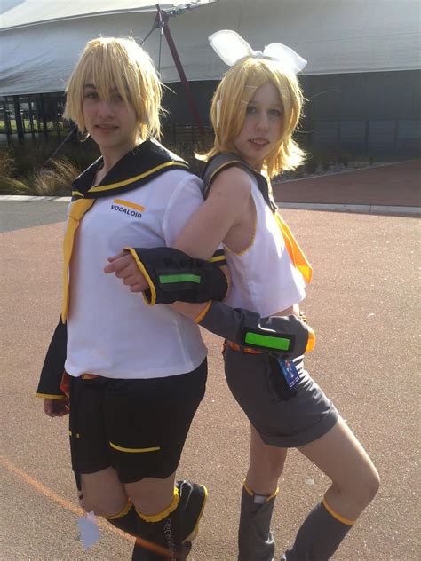 Rin and Len Kagamine Cosplay by Rainbow-smile13 on DeviantArt