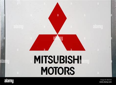 Mitsubishi logo hi-res stock photography and images - Alamy