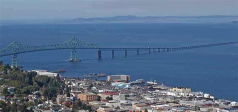 Astoria, Oregon - One of the 100 Great Towns of America