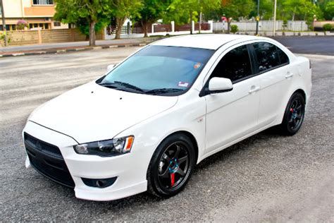 LIFE IN DIGITAL COLOUR: Proton Inspira Modified R3 Mitsubishi Lancer Evolution Bodykit