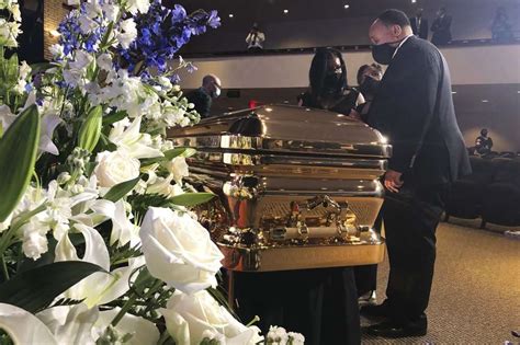 Floyd Eulogized At Minneapolis Memorial In First Of 3 Events - Mikey Live