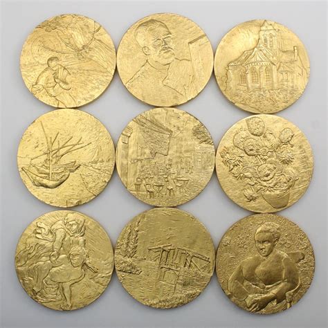 Lot Of 9 Gold Plated Vincent Van Gogh Franklin Mint Coins | Property Room