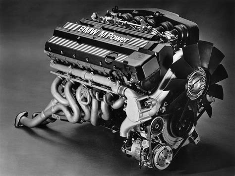 Why BMW uses an inline six motor, advantages. - BIMMERtips.com