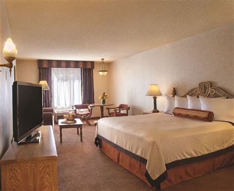 Excalibur Hotel Casino | Hotels room, Room, Luxury hotel