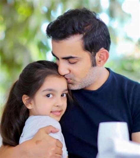 An adorable picture of Gautam Gambhir with his daughter Aazeen in 2020 | Cute pictures, Adorable ...