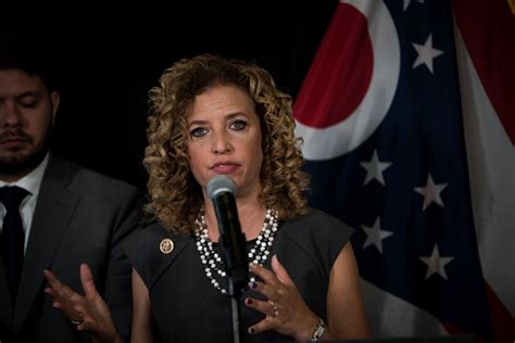 Debbie Wasserman Schultz To Resign As DNC Chair, Won't Speak At Convention