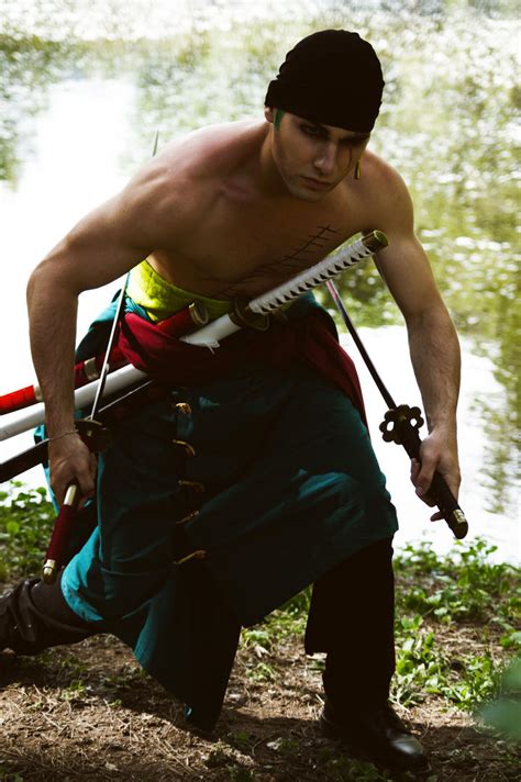 Roronoa Zoro Cosplay by HyTeZ Cosplay by iHyTeZ on DeviantArt