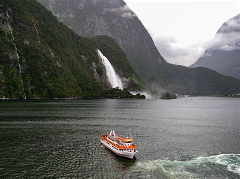 10 Best Cruises in Milford Sound