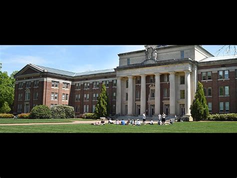 Top 10 schools for liberal arts in the USA - Careerindia