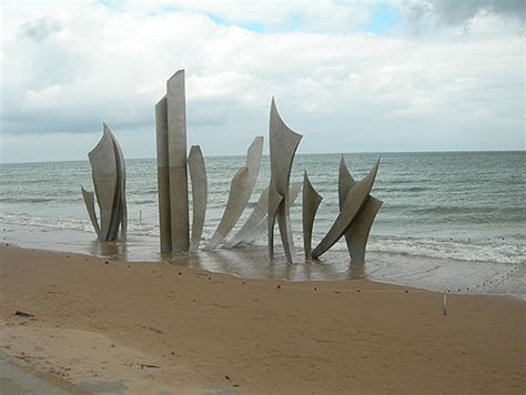 Normandy – Omaha Beach Memorial | War Traveller