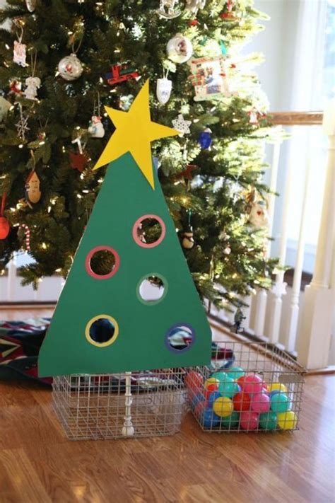 24 Fun Christmas Party Games for Kids - DIY Holiday Party Game Ideas