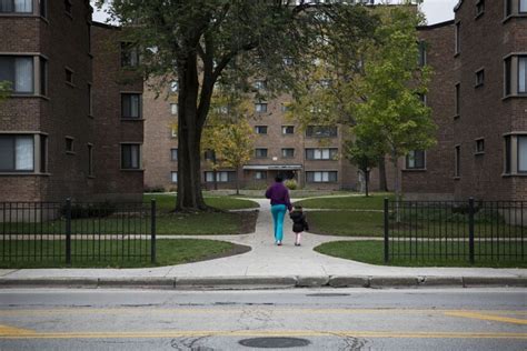 The most dangerous block in Chicago, once home to Michelle Obama: 'O block' (2022)