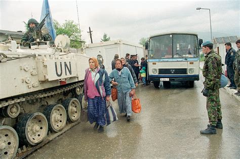 UNPROFOR checkpoint in Bosnia and Herzegovina (Stari Vitez, 1 May 1994 ...