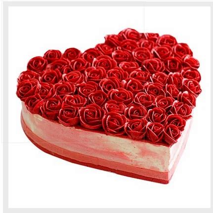 Awesome Red Rose Heart Cake, Shape: Heart at Rs 549/piece in Darbhanga | ID: 19439001162