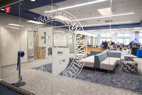 Novi.org - Catholic Central opens $1 million Learning Commons