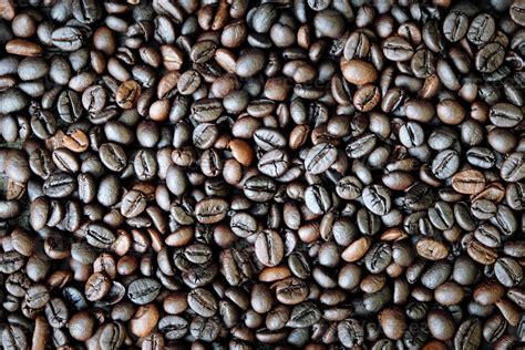 Roasted coffee beans background. 2778730 Stock Photo at Vecteezy