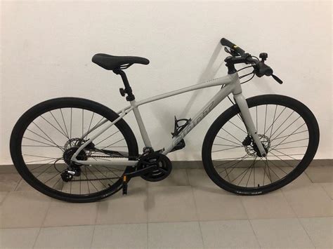 2021 Giant Hybrid Bike like New, Sports Equipment, Bicycles & Parts ...