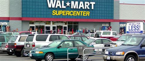 Largest US Walmart Is a Sprawling Supercenter