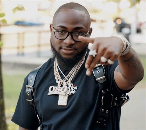 Davido buys N36m jewelry for members of 30 billion gang - Daily Review ...