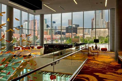 Hotels near Coors Field: Hotels in Denver