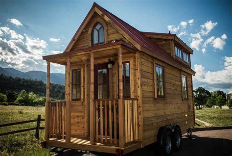 7 Awesome Log Cabins on Wheels - Log Cabin Hub