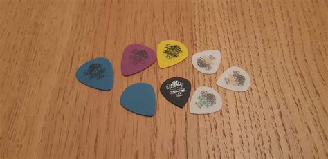 Guitar Picks: The Complete Guide - Every Type of Guitar Picks Explained