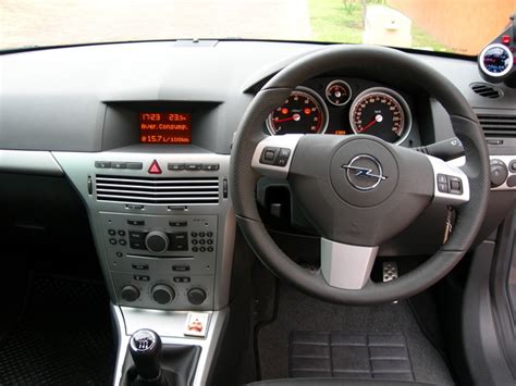 2007 Opel Astra - Interior Pictures - CarGurus