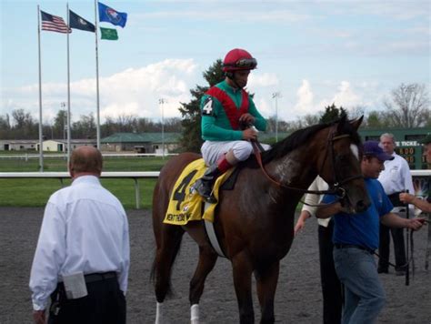 Pictures from Turfway Park - Vinery Racing Spiral Stakes Day