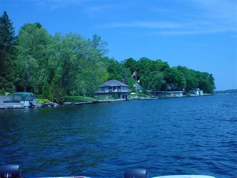 Cottages on Clear Lake in the Kawarthas, Ontario | Clear Lak… | Flickr