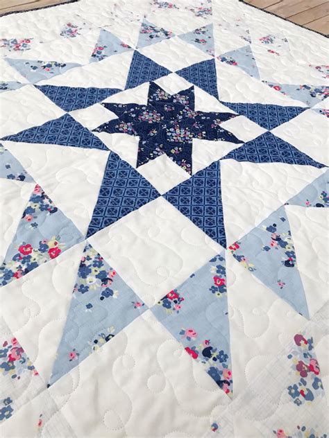 Starburst Quilt Pattern Starburst Quilt Quilting Pattern Quilts Patterns Artinsearch Triangle ...