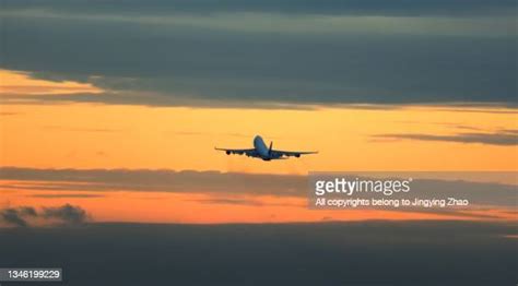 162 Cargo Plane Silhouette Stock Photos, High-Res Pictures, and Images - Getty Images