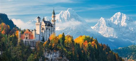 Neuschwanstein Castle HD Wallpaper: A Mountainous Marvel in Germany