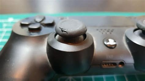 How to fix worn PS4 controller analog sticks | Cheaper Gamer