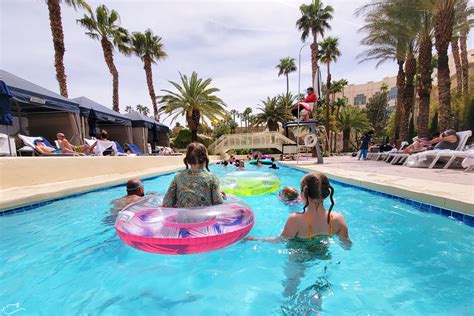 Mandalay Bay review: family fun in Las Vegas - Little Dove Blog