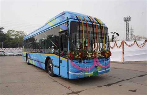 First Electric Bus in Delhi: CM Arvind Kejriwal flags off electric ...