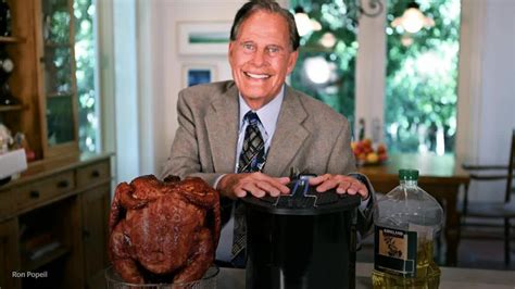 Infomercial legend Ron Popeil dies at 86