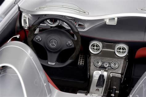 New pictures of the SLR Stirling Moss interior - BenzInsider.com - A Mercedes-Benz Fan Blog