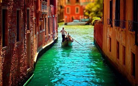 Venice: Sunset Gondola Ride & Guided Walking Tour | GetYourGuide