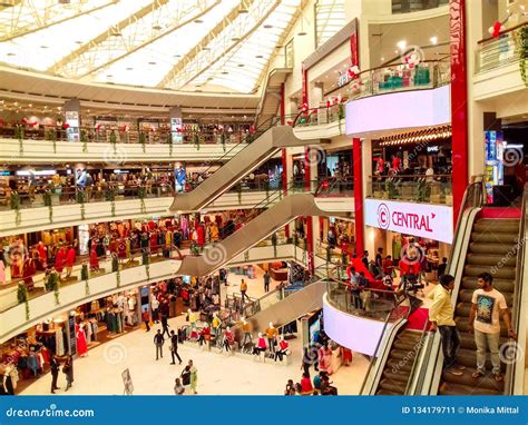 Vashi Central Mall, Navi Mumbai, Maharshtra, India, 7th November 2018: Mall View from Side with ...